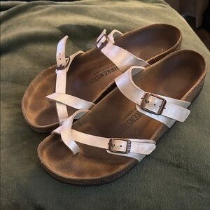 Birkenstock Women's Cream Sandals
